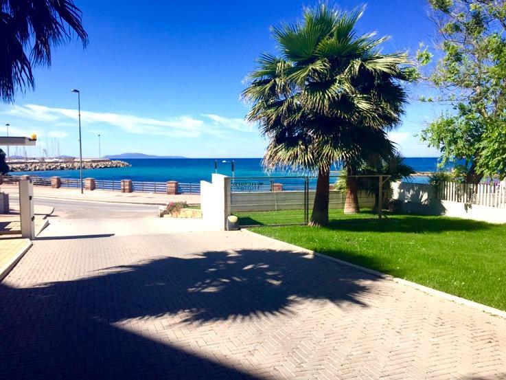 Residence Lungomare Порто Торес Екстериор снимка
